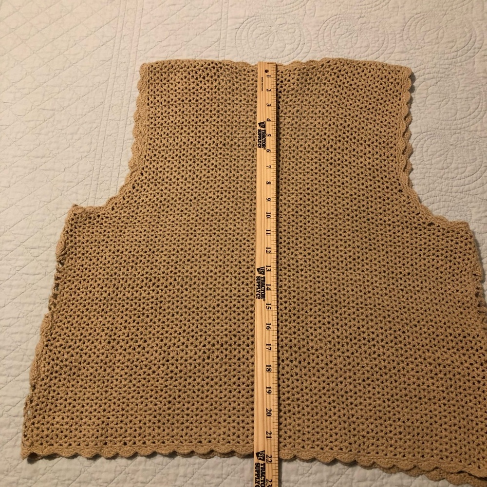 Vintage crochet vest. Hand knit. Size large. - Picture 5 of 6